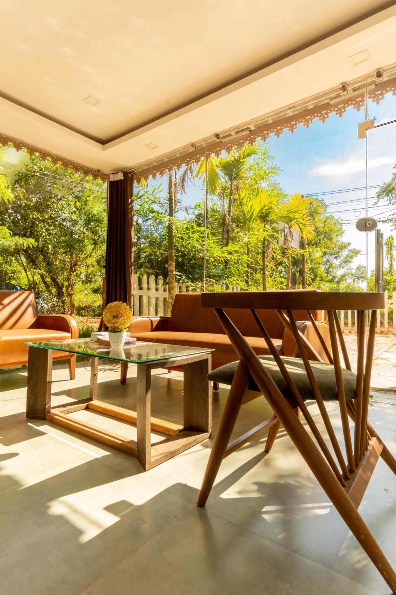 Lotus Feet Beach Resort Morjim Esterno foto